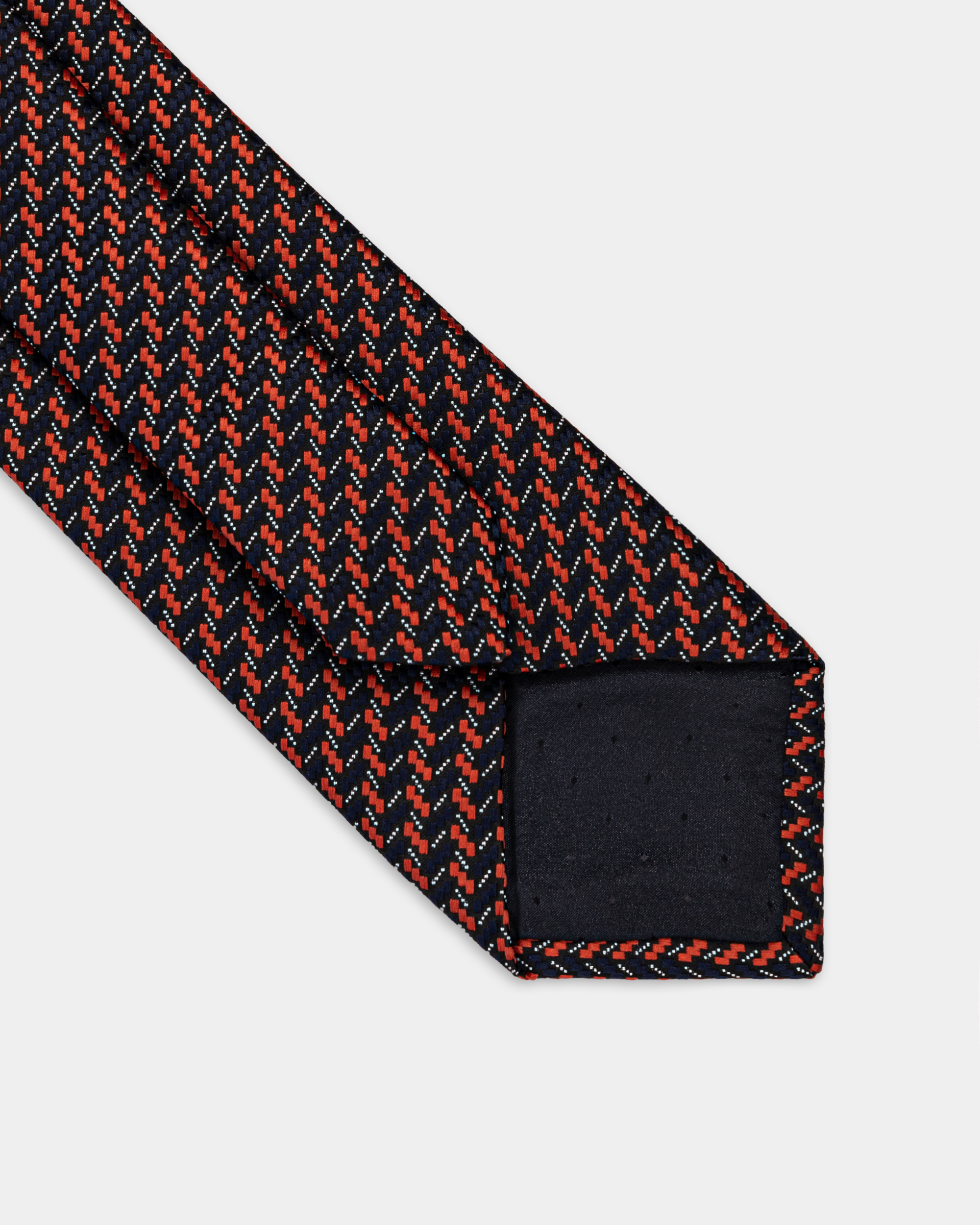 KRAVATE (CODE 207)