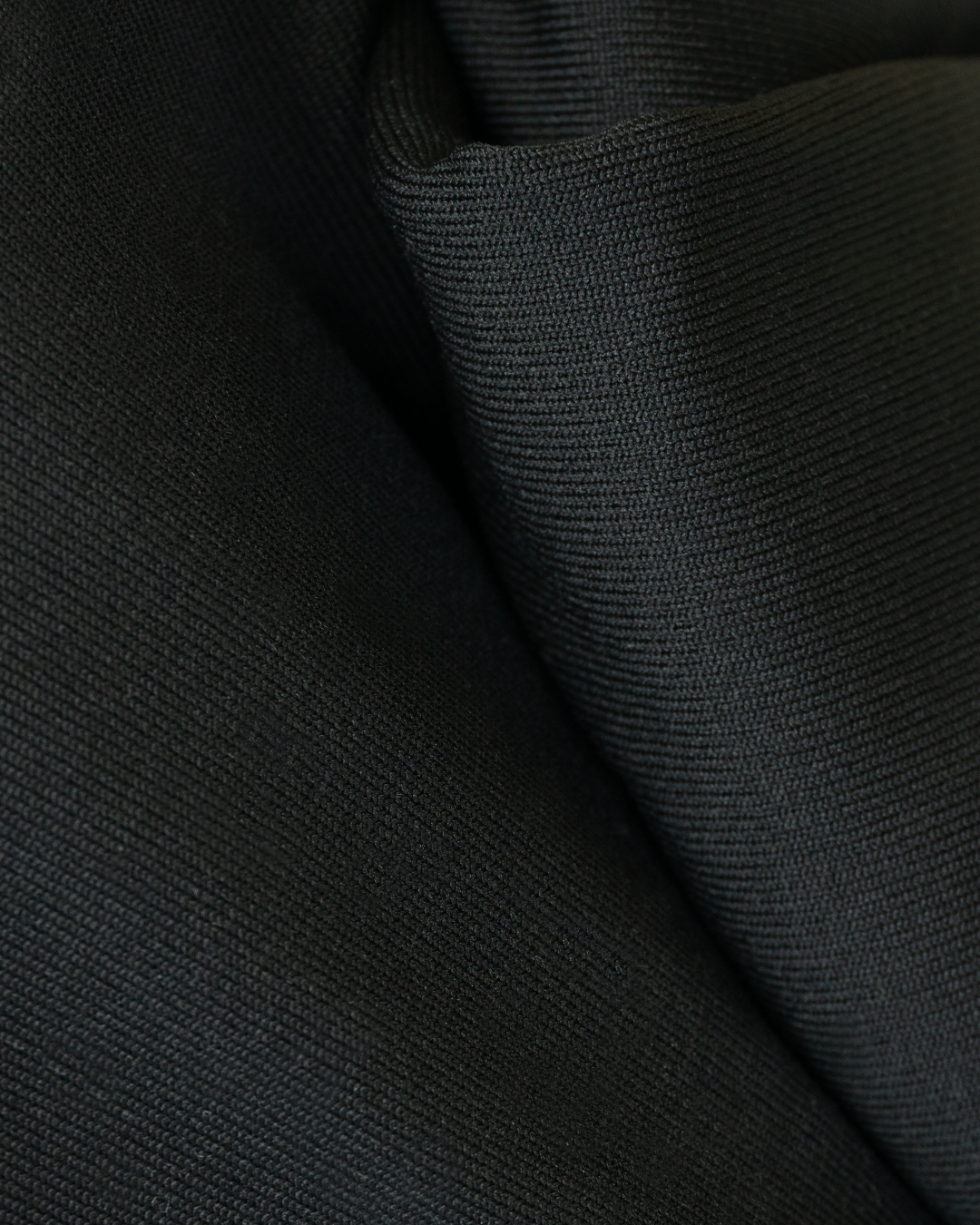 MAICE (CODE 229 BLACK)