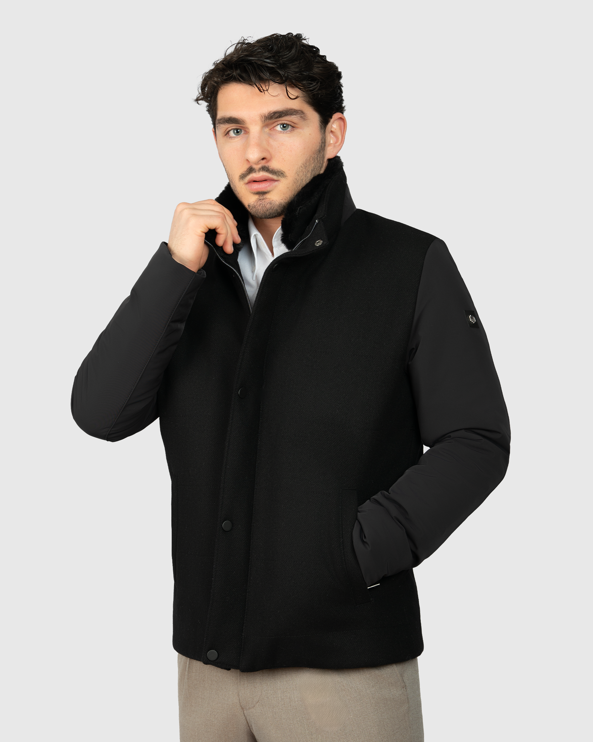 JAKNE (CODE 113 BLACK)